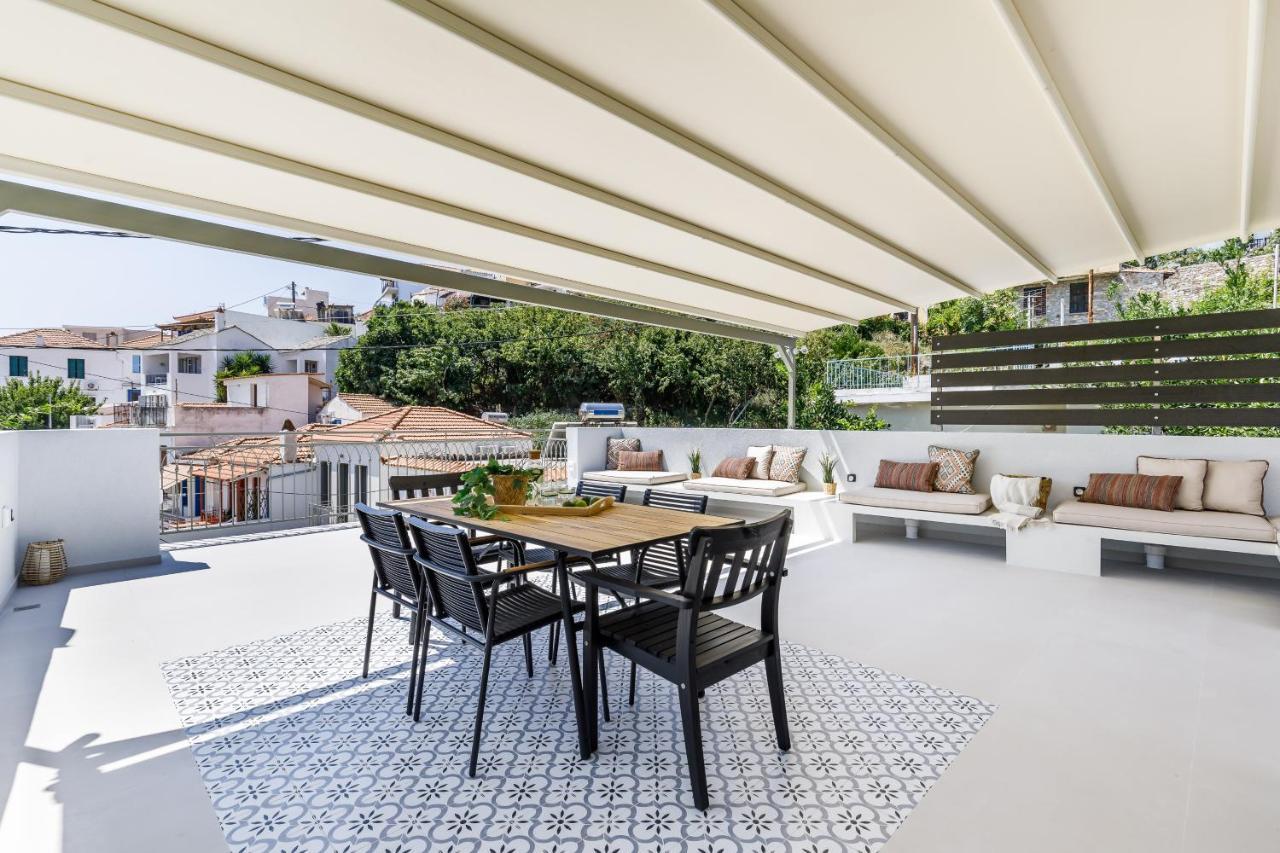 Breezy Rooftop House Skopelos Town Ngoại thất bức ảnh