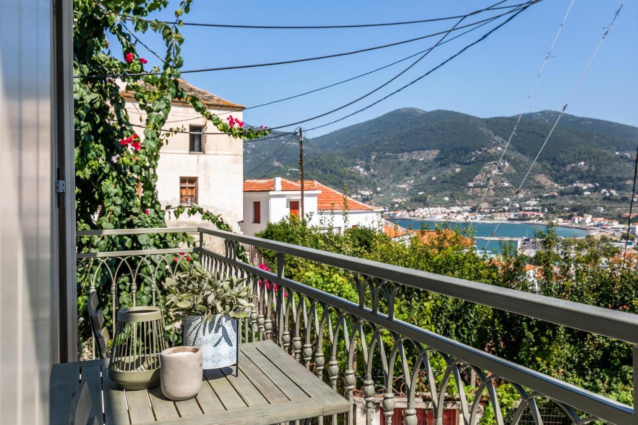 Breezy Rooftop House Skopelos Town Ngoại thất bức ảnh